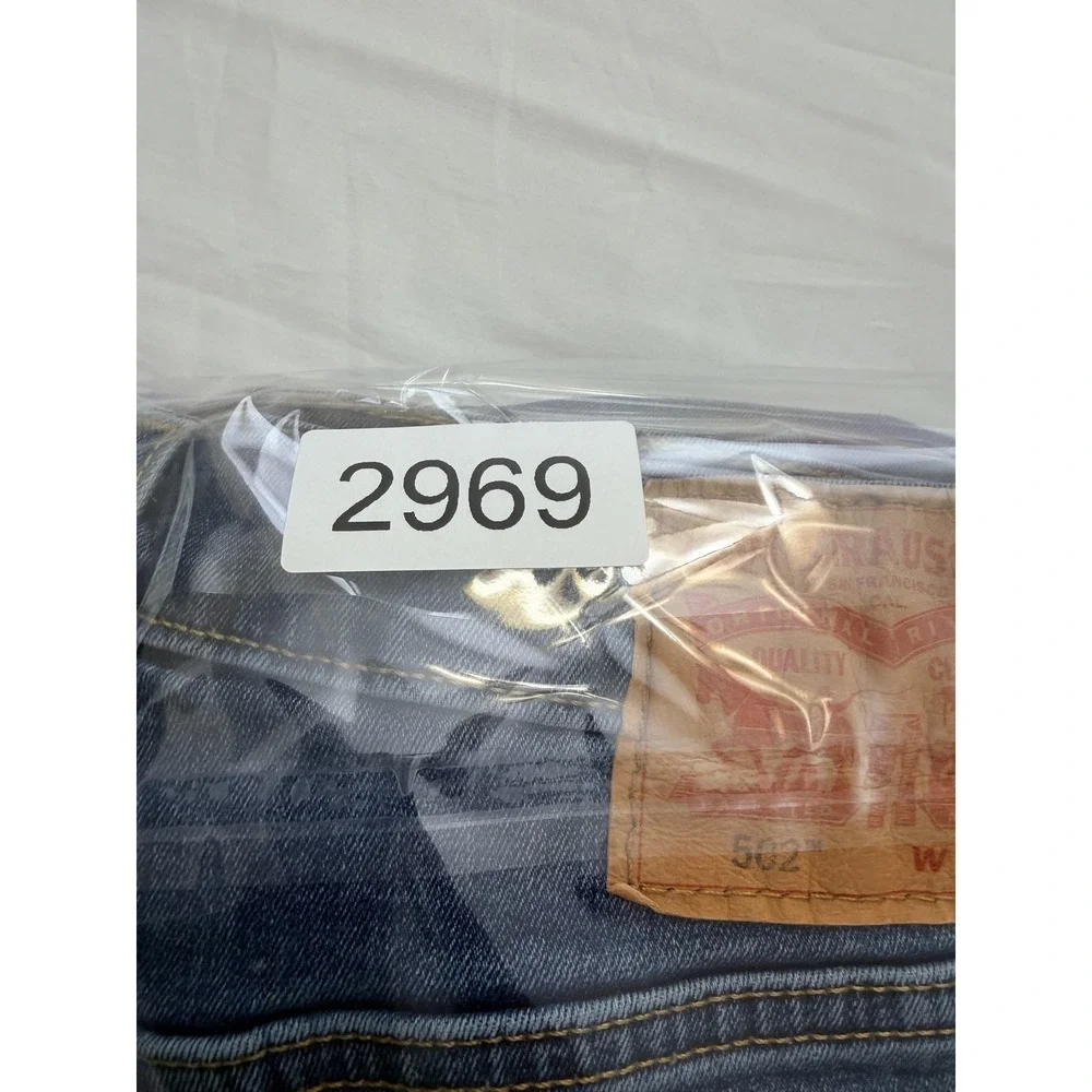 Levi's 502 Jeans Mens 33x32 Blue Medium Wash Regular Tapered‎ Denim Pants